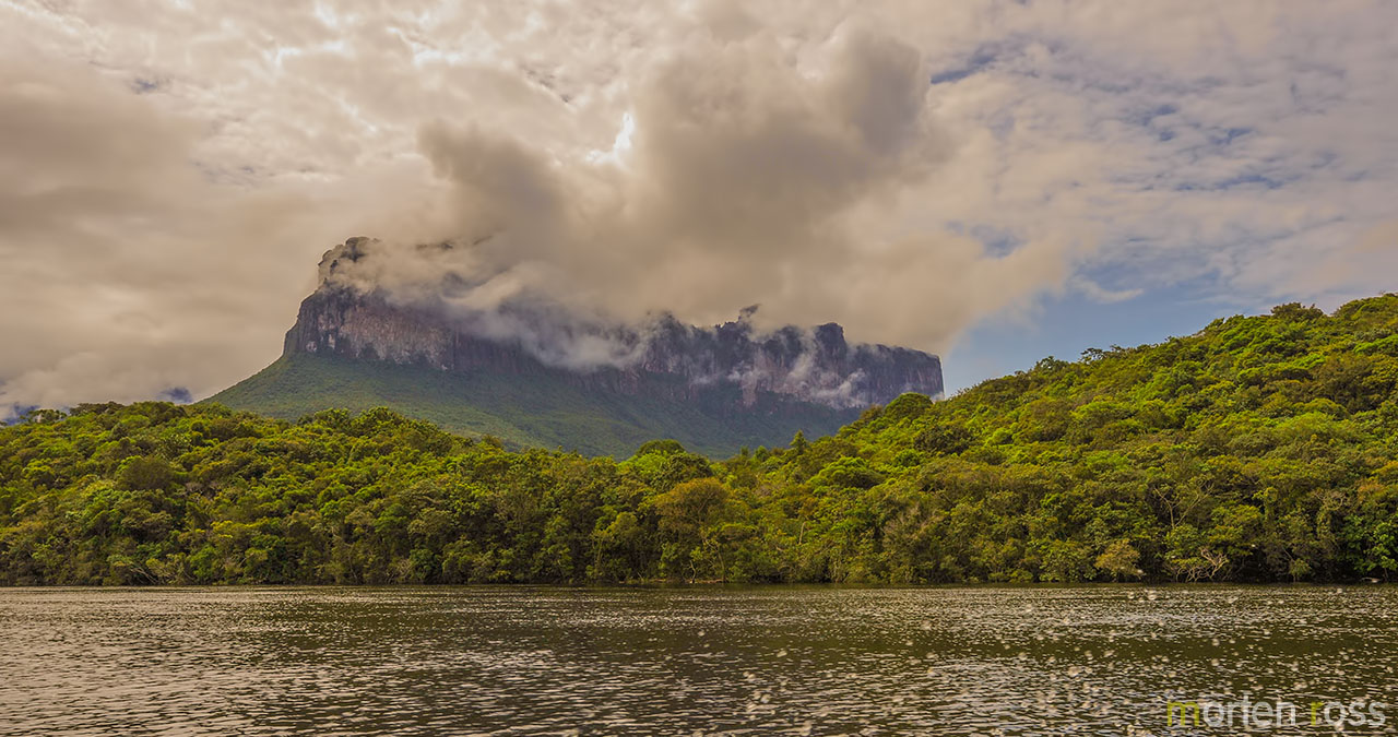 Boat trip to Angel Falls I